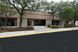 13526 Nacogdoches Rd, San Antonio, TX for rent Building Photo- Image 1 of 11