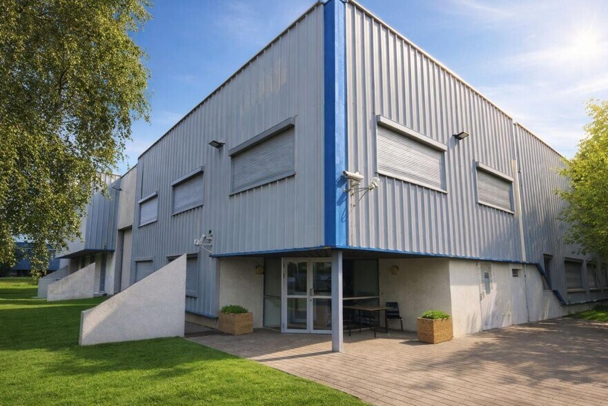 Office in Toulouse to rent - Building Photo - Image 2 of 13