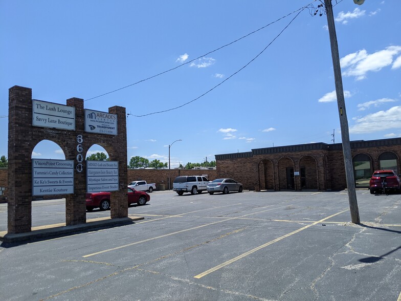 6600 W Main St, Belleville, IL for rent - Building Photo - Image 1 of 8