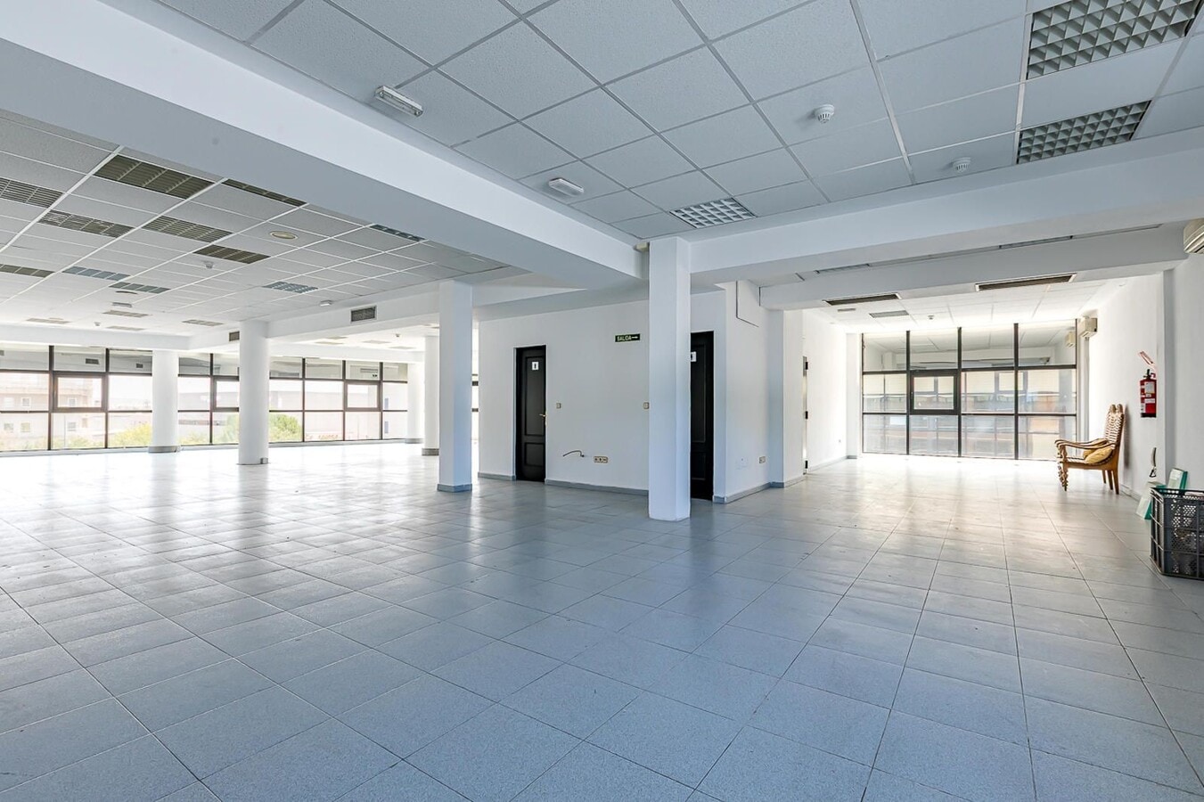 Avenida San Pablo, 28, Coslada, MAD 28820 - - - Interior Photo - Image 2 of 6