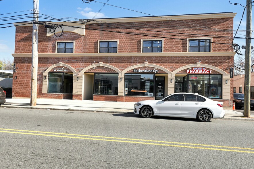 1285-1291 Broad St, Bloomfield, NJ for rent - Building Photo - Image 3 of 22