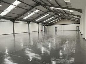 Longford Trading Estate, Manchester to rent Interior Photo- Image 1 of 7