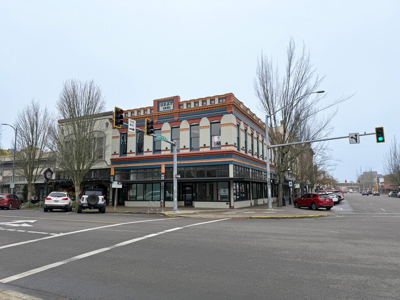 105-135 Liberty St NE, Salem, OR for rent - Building Photo - Image 1 of 9