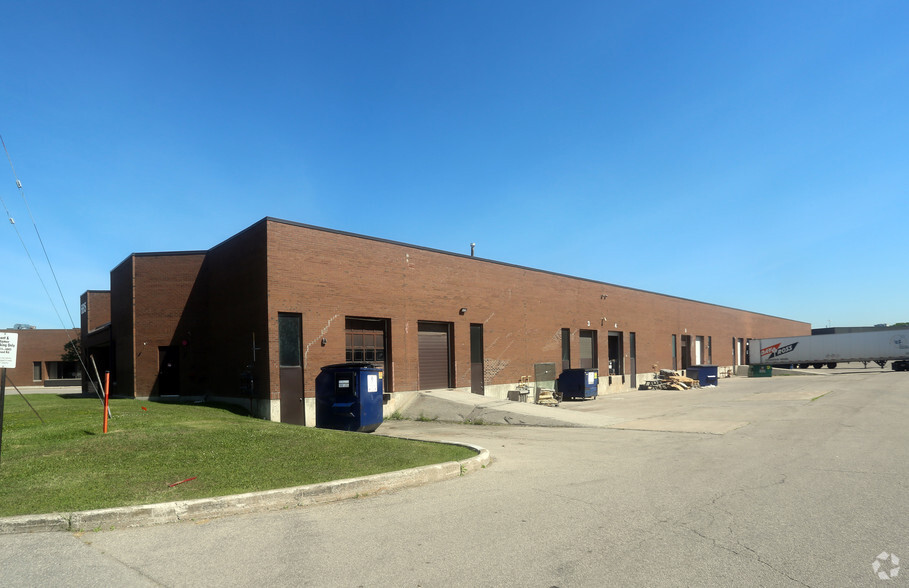 6815 Rexwood Rd, Mississauga, ON for rent - Building Photo - Image 2 of 2