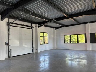 More details for 27 Chemin Des Peupliers, Dardilly - Light Industrial to Rent
