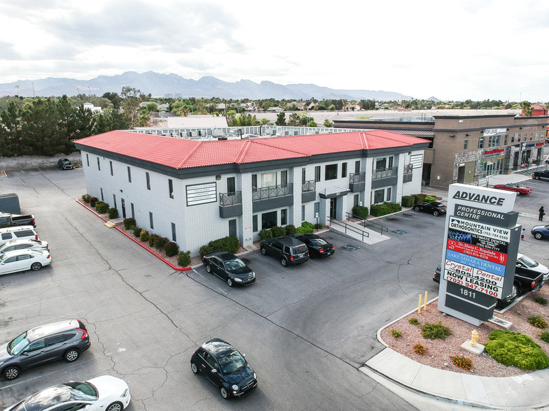 1811 S Rainbow Blvd, Las Vegas, NV for rent - Building Photo - Image 1 of 5