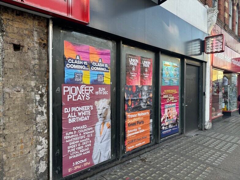 340-342 North End Rd, London to rent - Building Photo - Image 3 of 7