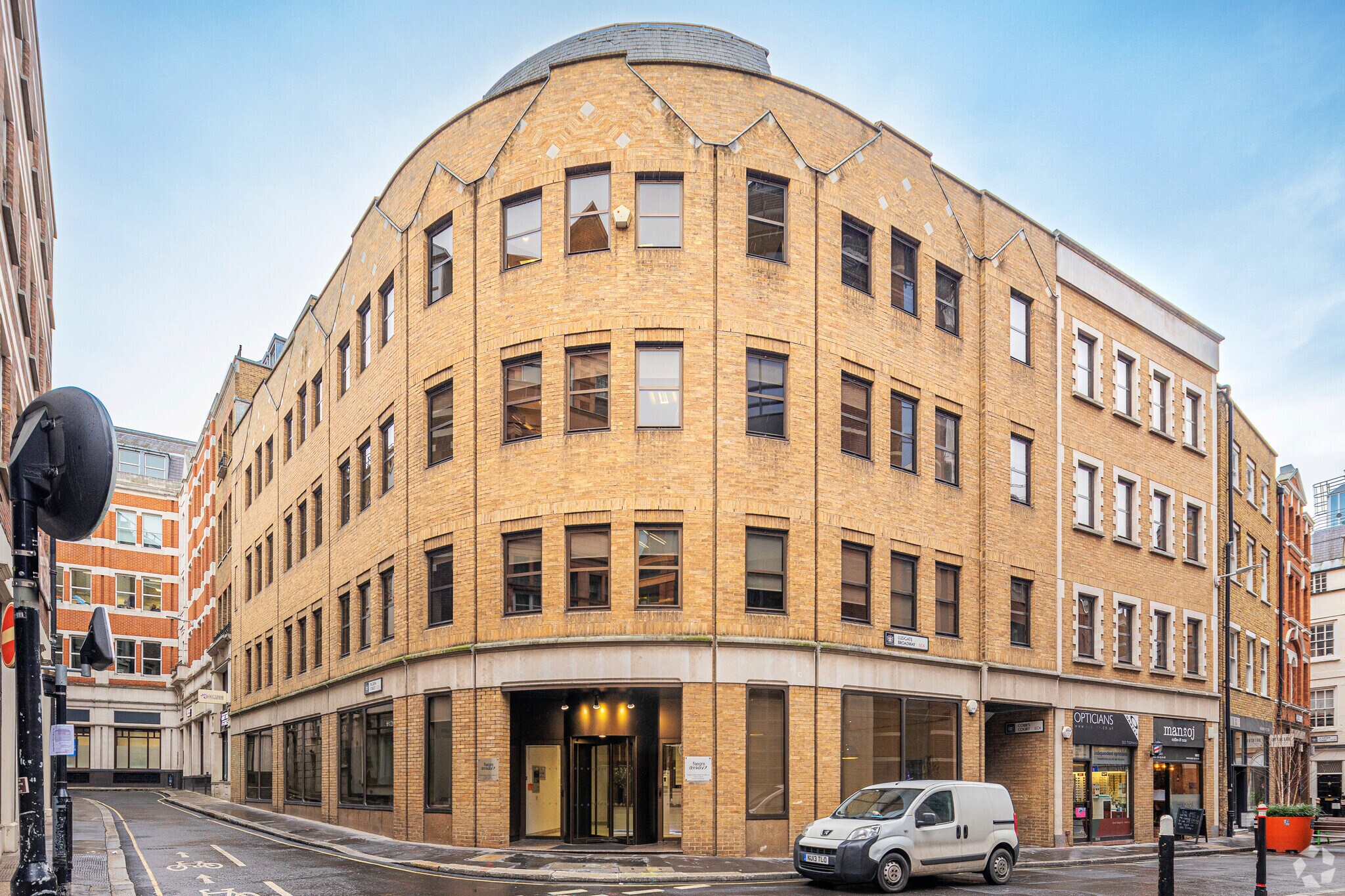 7 Pilgrim St, London for sale Primary Photo- Image 1 of 1