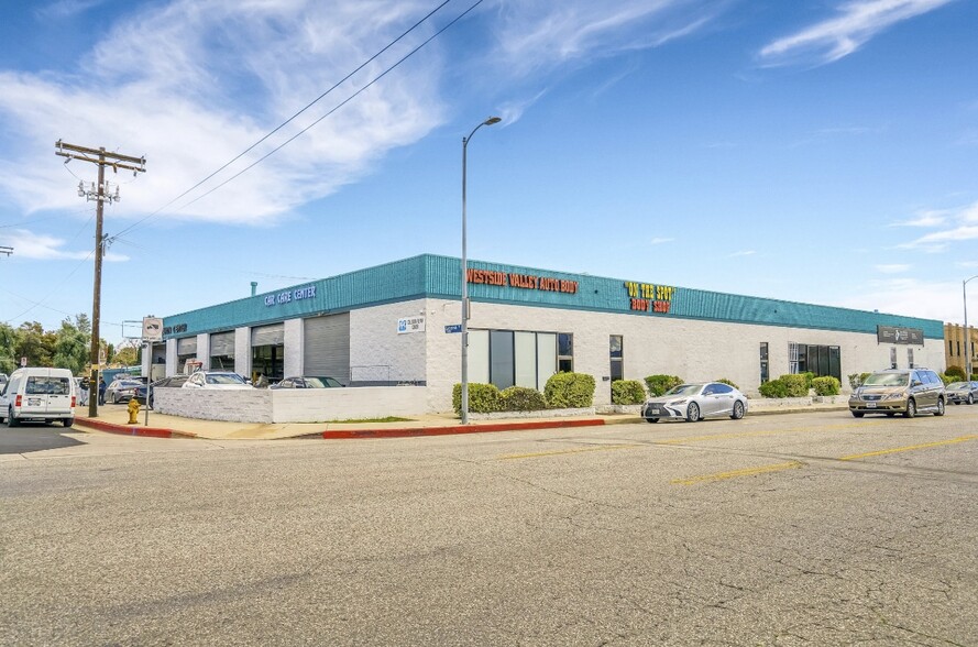 10140-10158 Canoga Ave, Chatsworth, CA for sale - Building Photo - Image 1 of 17