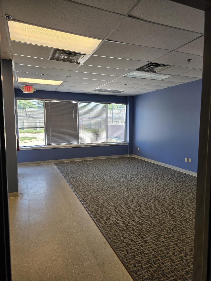 258 Corporate Dr, Madison, WI to rent Interior Photo- Image 1 of 8