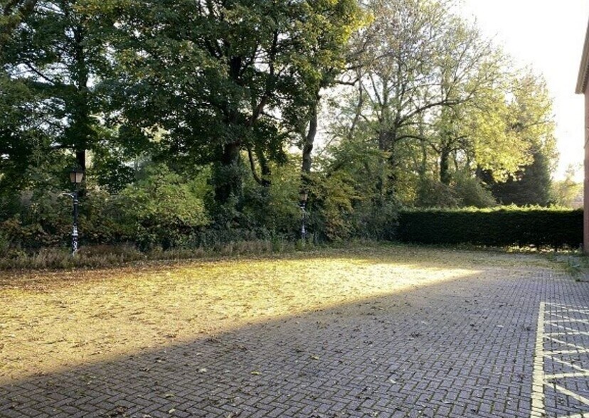 Silverwell St, Bolton to rent - Building Photo - Image 3 of 14