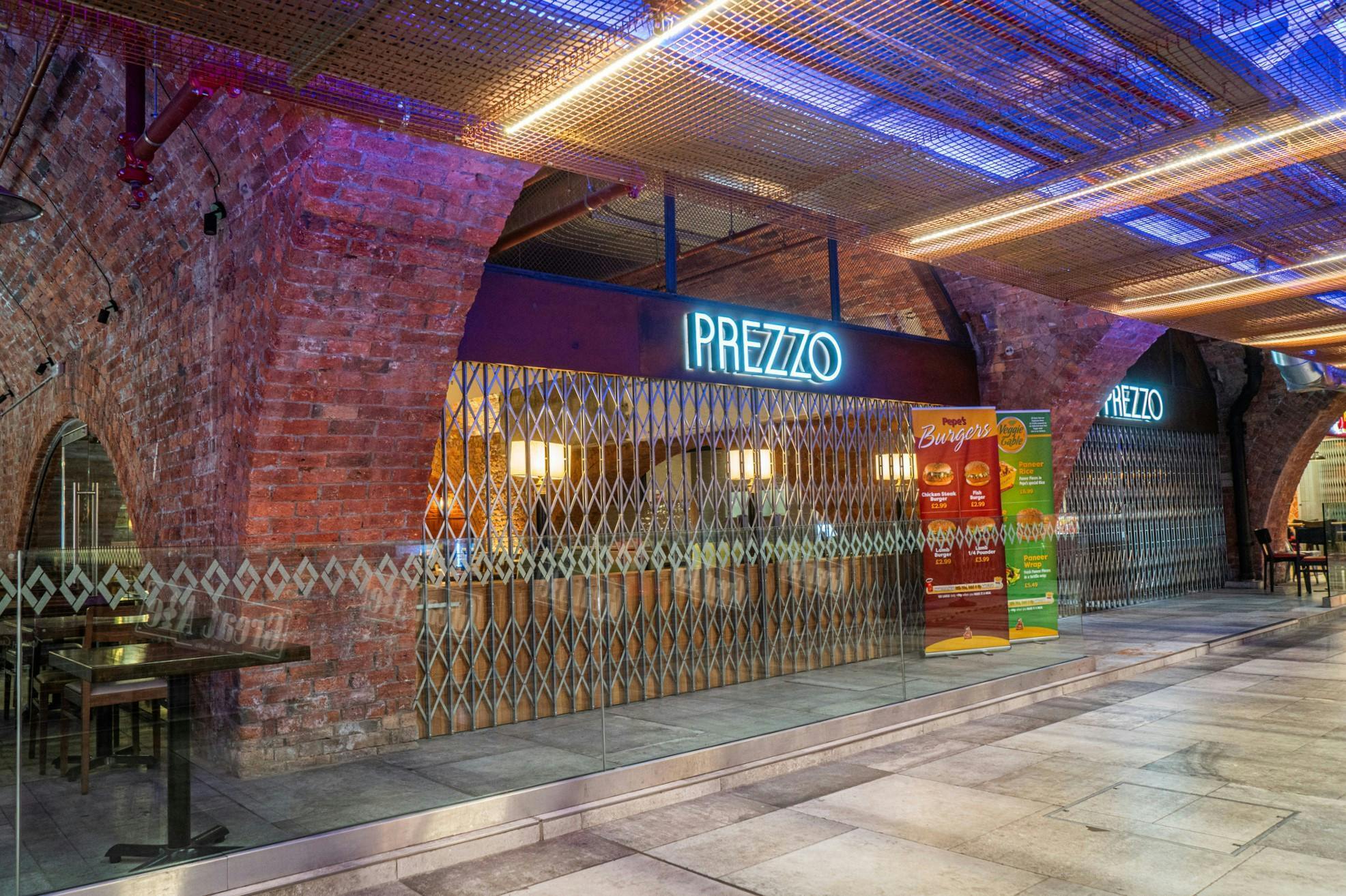 Market Pl, Bolton to rent Building Photo- Image 1 of 5