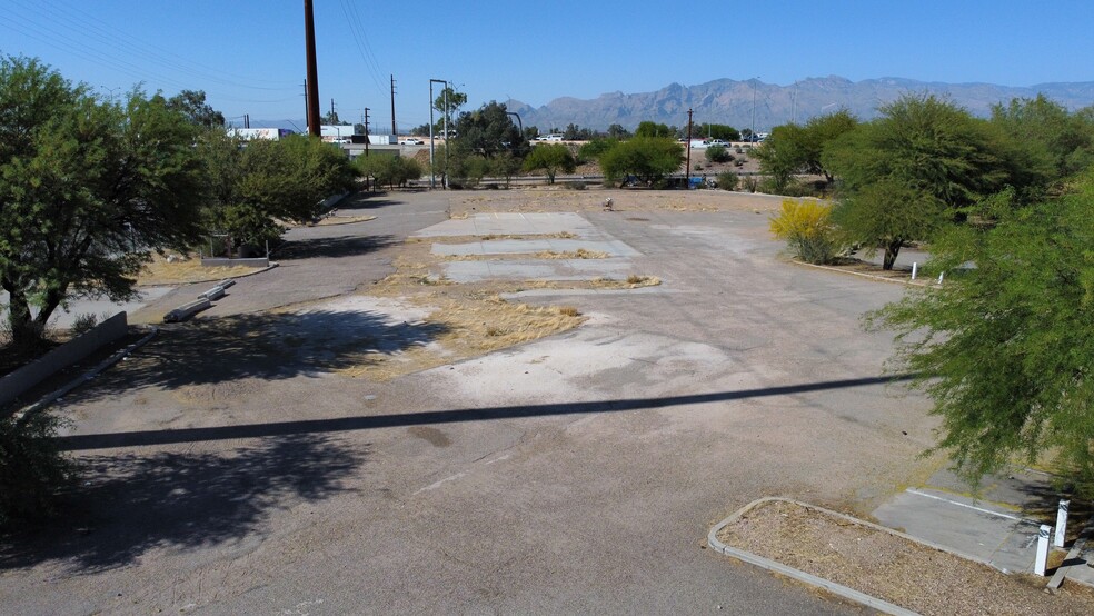 1001 E Benson Hwy, Tucson, AZ for rent - Building Photo - Image 2 of 5