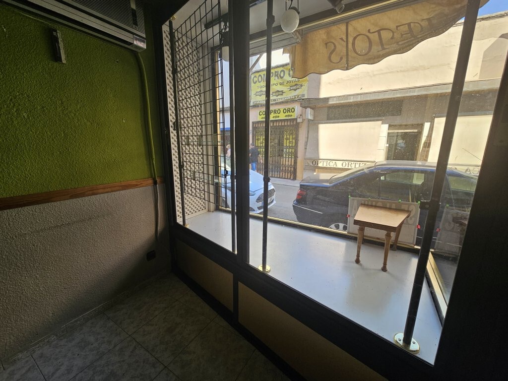 Retail in Quintanar de la Orden, Toledo to rent Interior Photo- Image 1 of 4