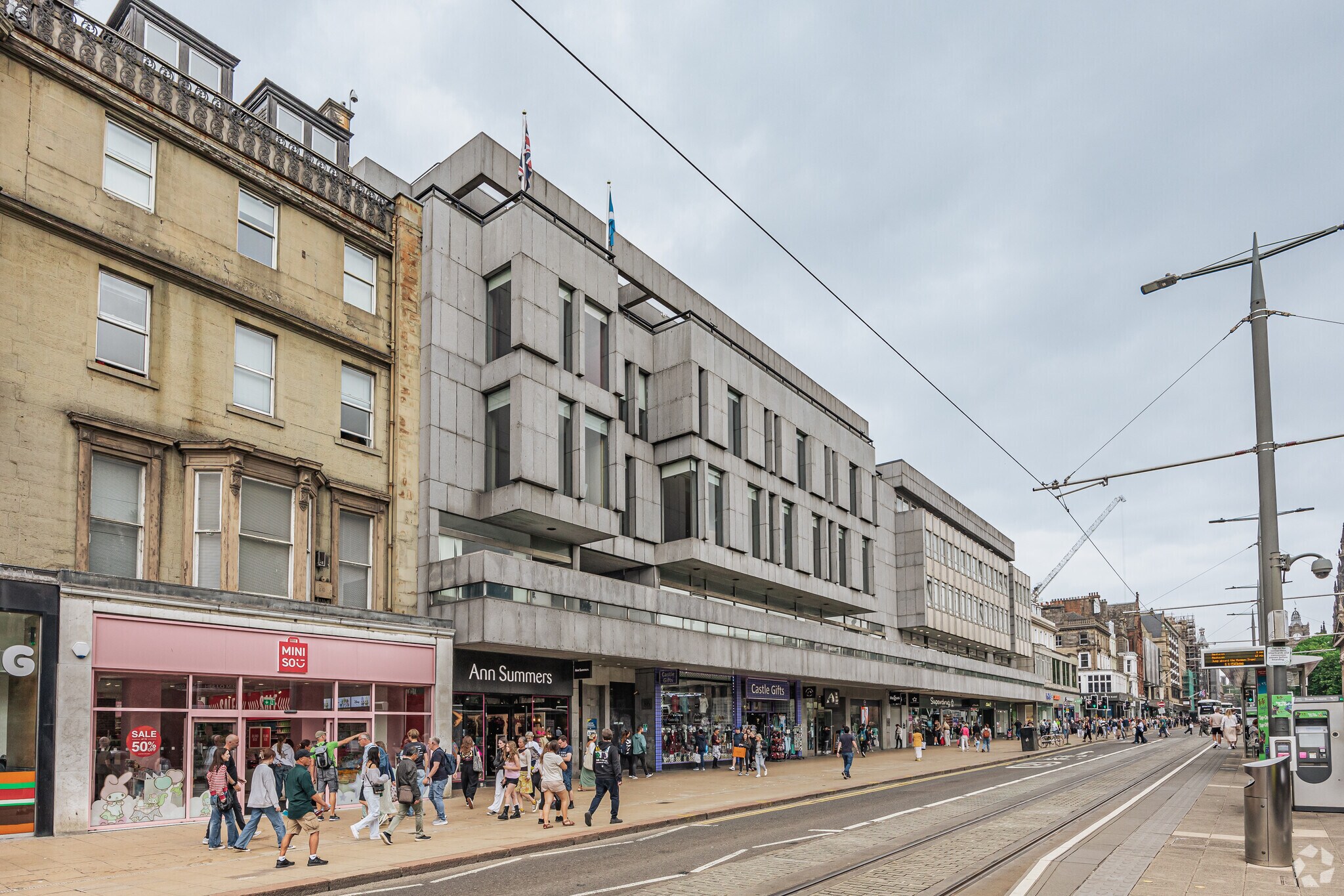 85 Princes St, Edinburgh for sale Primary Photo- Image 1 of 1