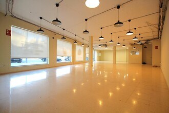 Retail in Sitges, Barcelona to rent Interior Photo- Image 2 of 16