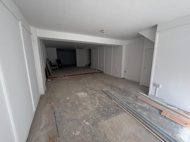 38 Piccadilly, Stoke On Trent to rent - Building Photo - Image 2 of 13
