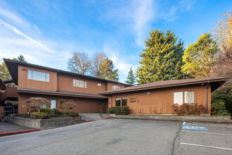 16122 8th Ave SW, Burien, WA for rent Building Photo- Image 1 of 14