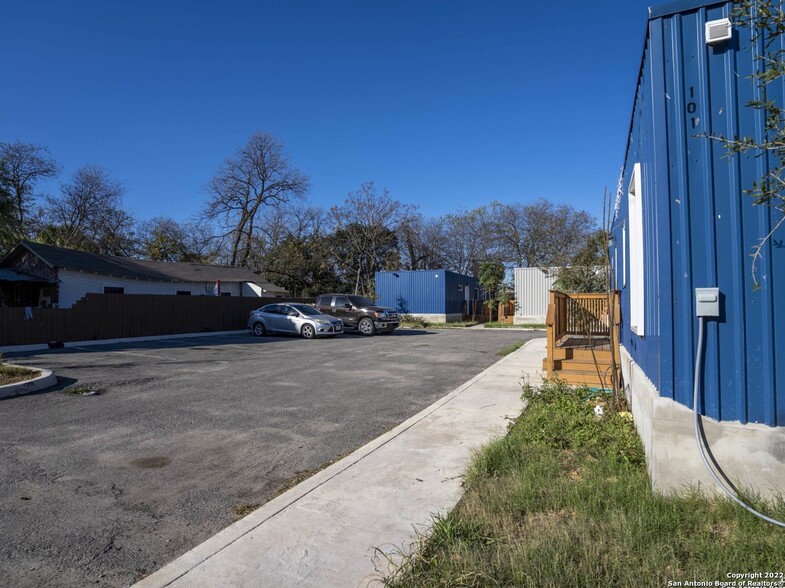 1033 Rivas st, San Antonio, TX for sale - Building Photo - Image 3 of 53