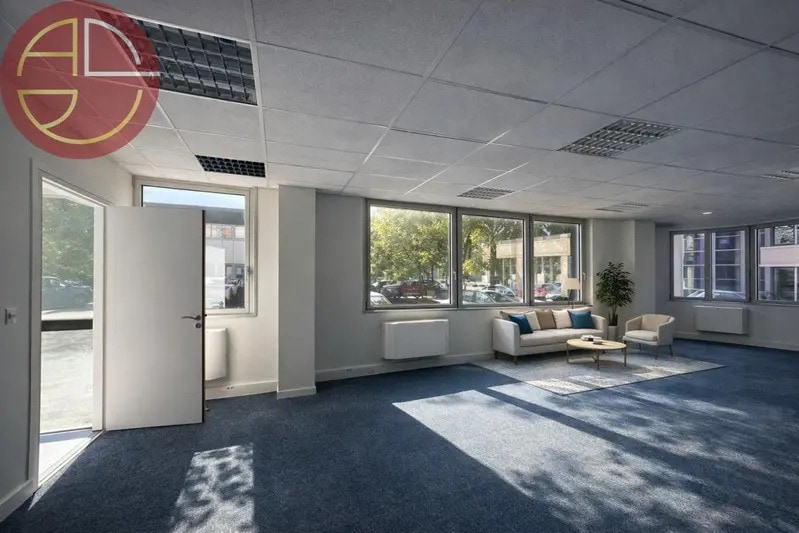 Office in Labège to rent Interior Photo- Image 1 of 6