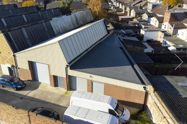 More details for Hartington Rd, Southall - Industrial to Rent