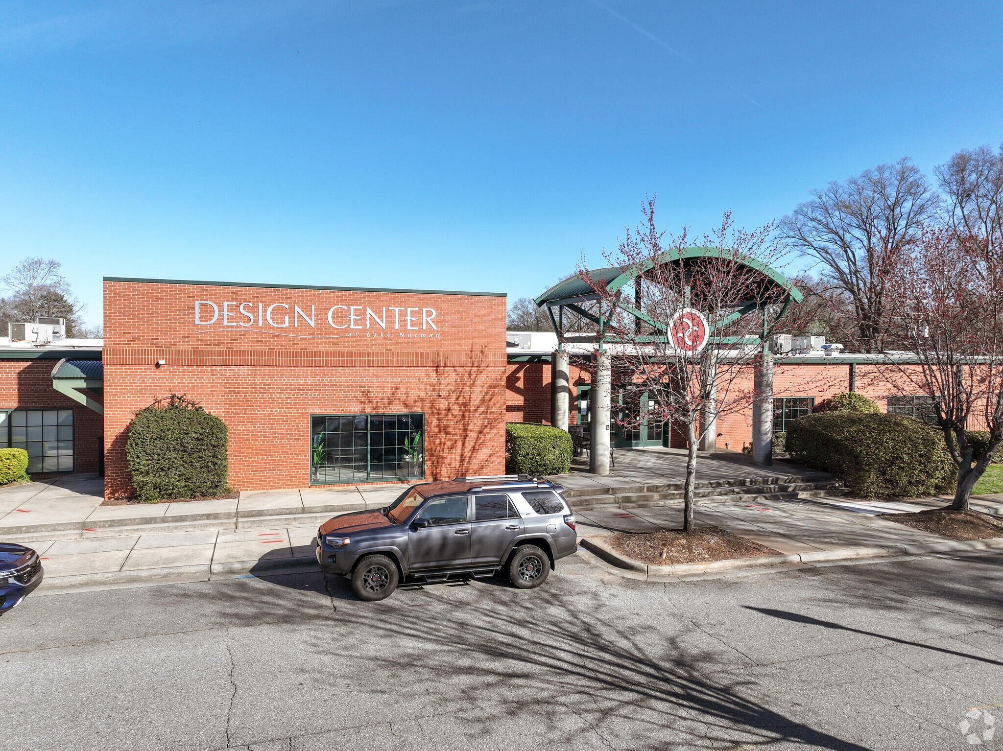 532 Patterson Ave, Mooresville, NC to rent Building Photo- Image 1 of 22