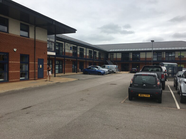 Office in Manchester for sale - Building Photo - Image 1 of 1