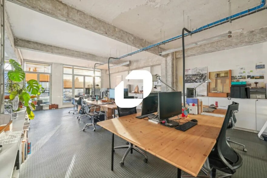 Office in Paris for sale - Building Photo - Image 3 of 12