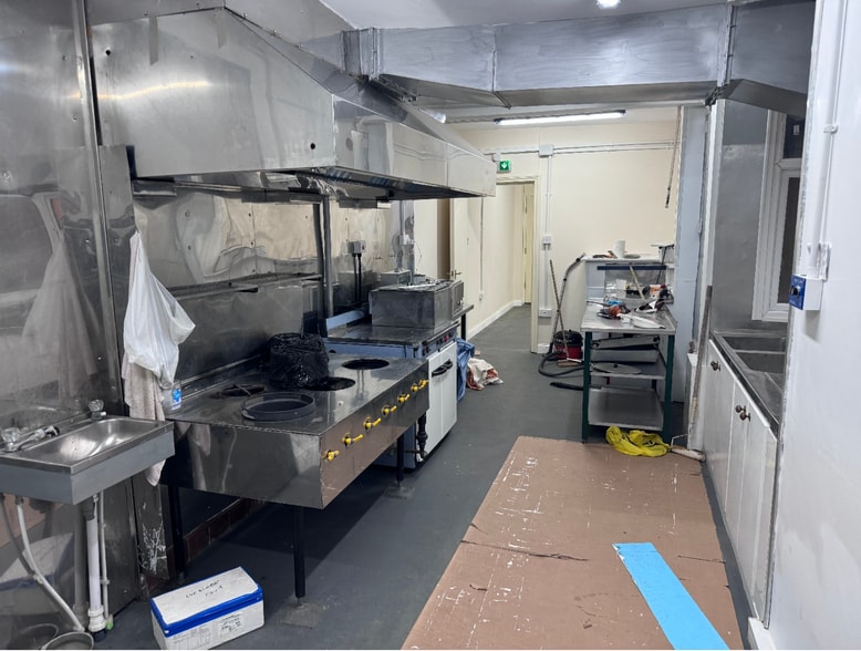 1149 Bristol Rd S, Birmingham to rent - Interior Photo - Image 2 of 5