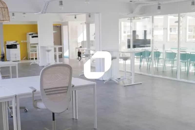 7 Avenue Maximilien De Robespierre, Vitry-sur-Seine to rent - Interior Photo - Image 3 of 18