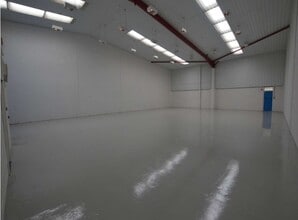 214 Purley Way, Croydon to rent Interior Photo- Image 2 of 6