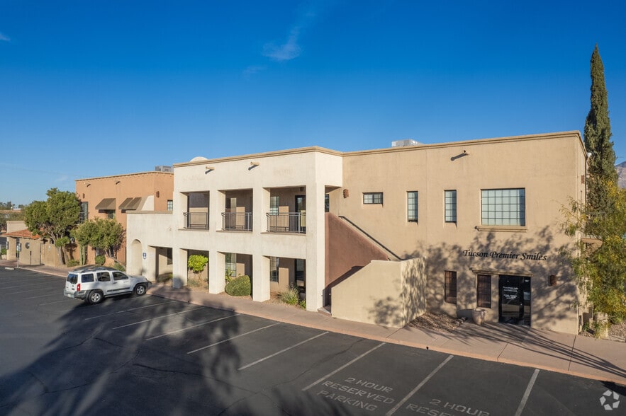 2970 N Swan Rd, Tucson, AZ to rent - Building Photo - Image 2 of 14