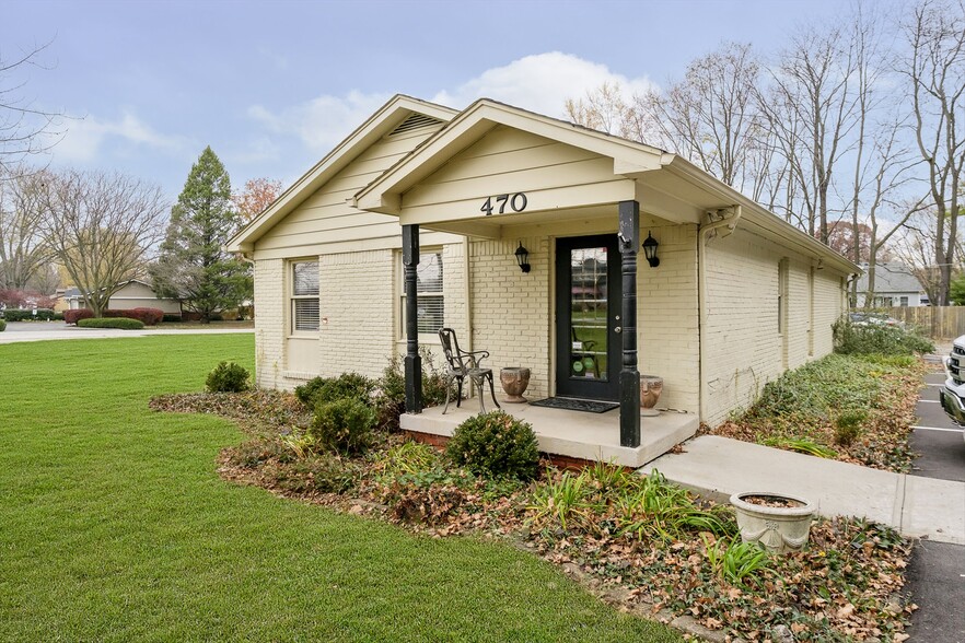 470 Lafayette Rd, Noblesville, IN for sale - Building Photo - Image 1 of 8