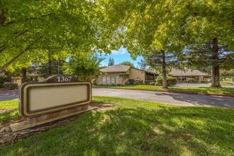 1367 E Lassen Ave, Chico, CA for rent Building Photo- Image 1 of 23