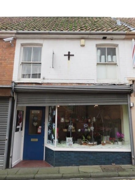 Court Street, Bridgewater portfolio of 3 properties for sale on LoopNet.co.uk - Primary Photo - Image 1 of 12
