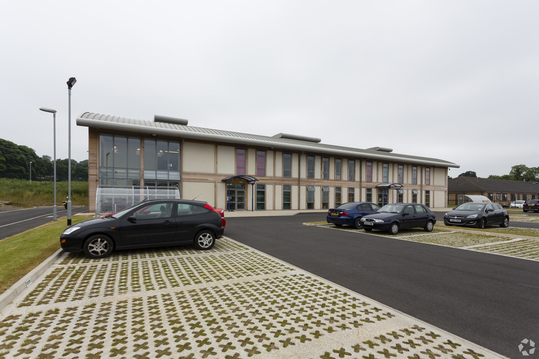 Newlands Way, Bradford to rent Primary Photo- Image 1 of 4