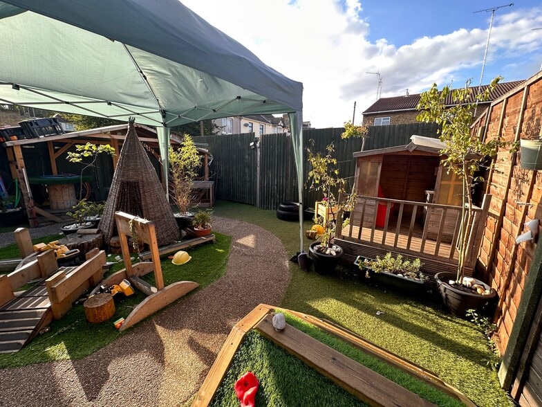 Essex Rd, Dartford, DA1 2AU Office for Sale UK