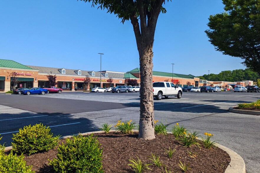 1052 Lititz Pike, Lititz 17543 Shoppes At Kissel Village UK