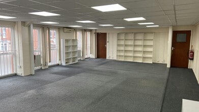 Collingwood Rd, Coventry to rent Building Photo- Image 2 of 7