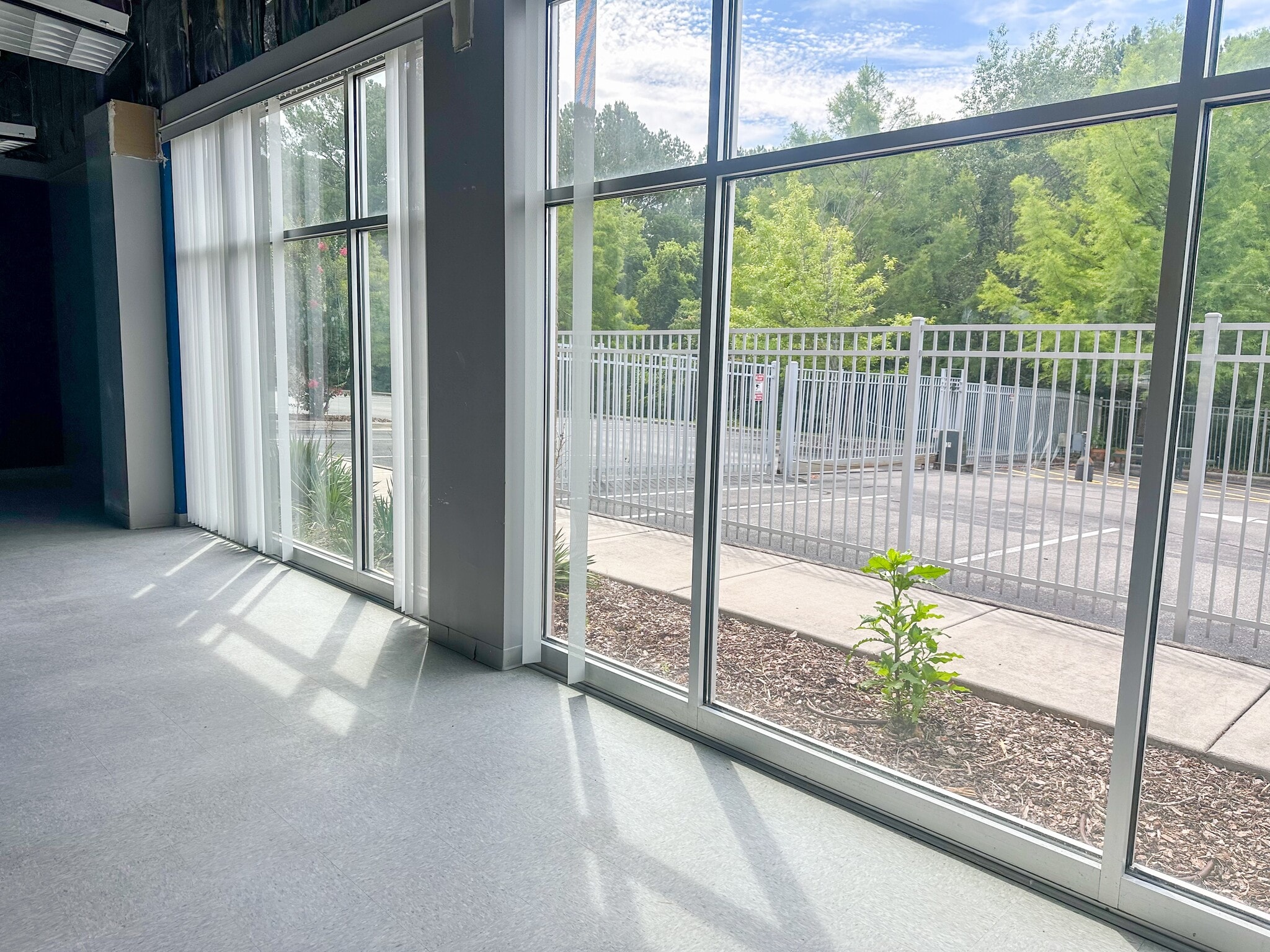 1038-1040 Research Blvd, Madison, AL to rent Interior Photo- Image 1 of 4