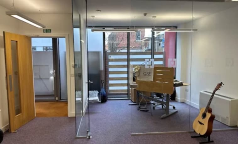 66-67 Alwyne Rd, London to rent - Interior Photo - Image 3 of 3