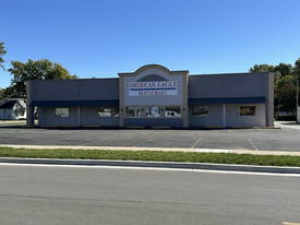 102 E Park St, Taylorville IL - Commercial Property