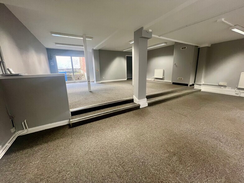 5 Northgate End, Bishop's Stortford to rent - Building Photo - Image 3 of 9