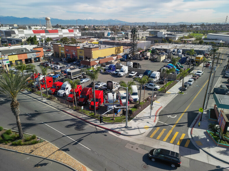 10000 Atlantic Ave, South Gate, CA for sale - Building Photo - Image 3 of 14