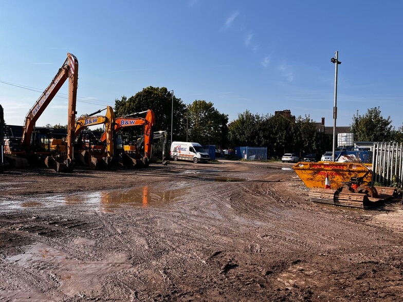 61 Manchester Rd, Northwich for sale - Building Photo - Image 2 of 4