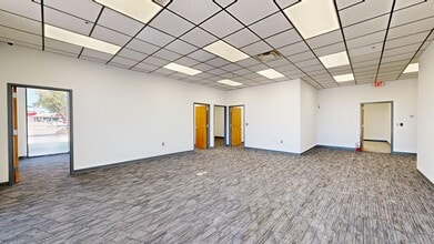 12345 Starkey Rd, Largo, FL to rent Matterport 3D Scan- Image 1 of 14