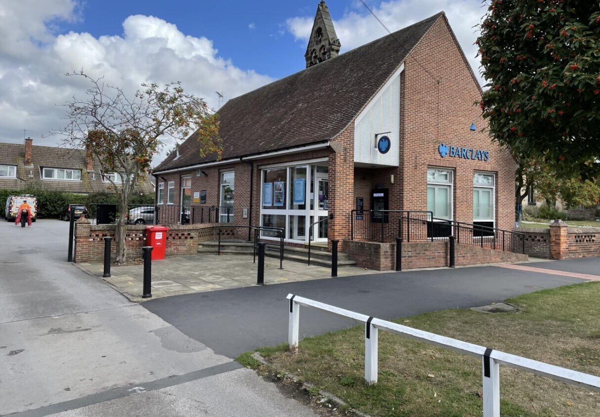 46 The Village, York for sale Primary Photo- Image 1 of 1