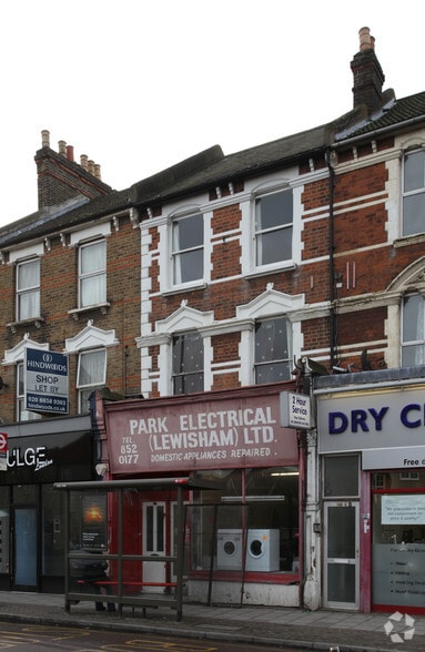 188 Hither Green Ln, London to rent - Building Photo - Image 2 of 3