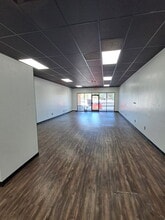 5650 S 12th Ave, Tucson, AZ to rent Interior Photo- Image 2 of 5