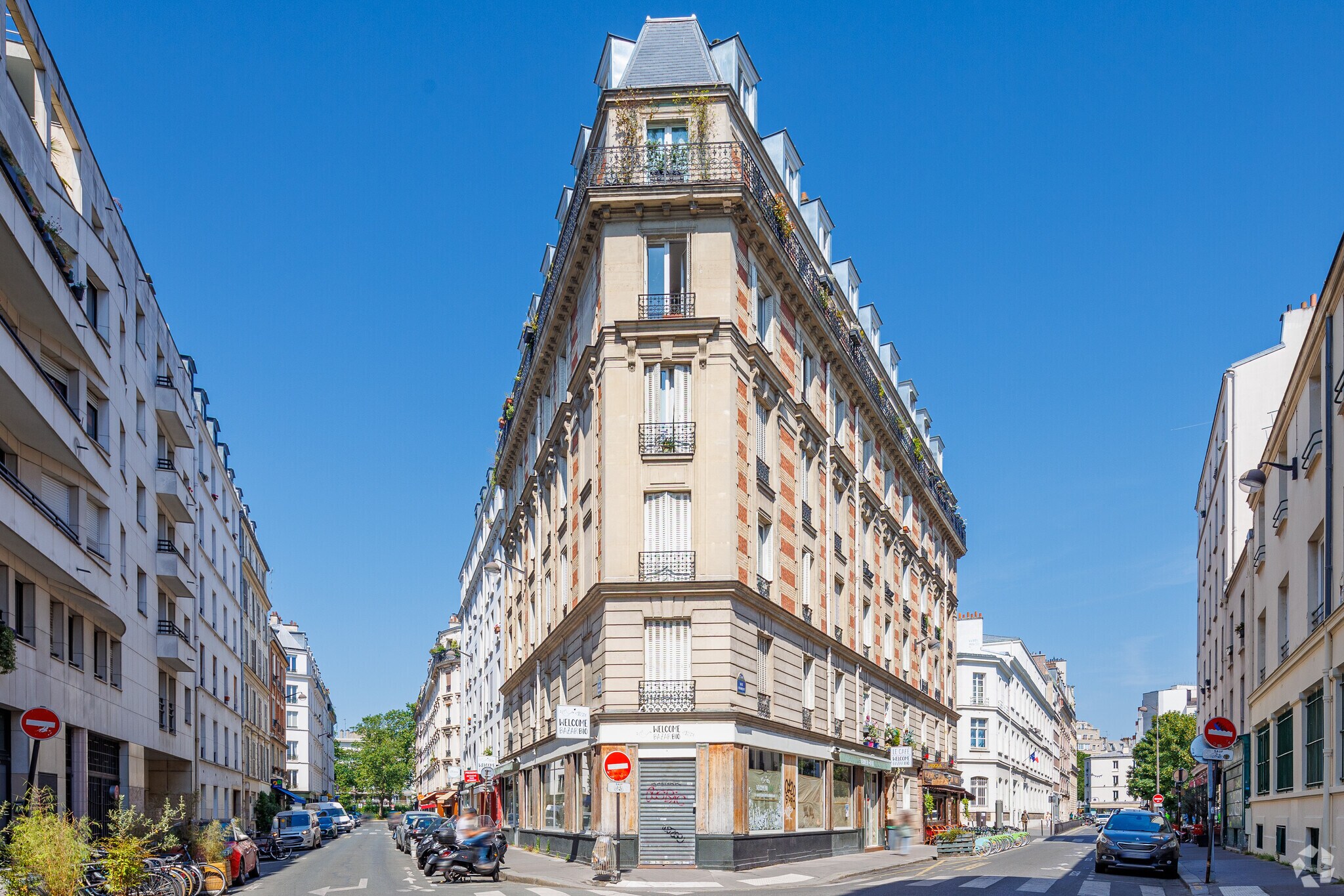Retail in Paris to rent Building Photo- Image 1 of 6
